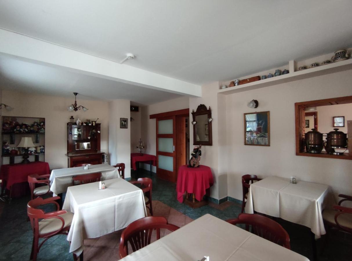 Fortuna Hotel Miskolc Luaran gambar