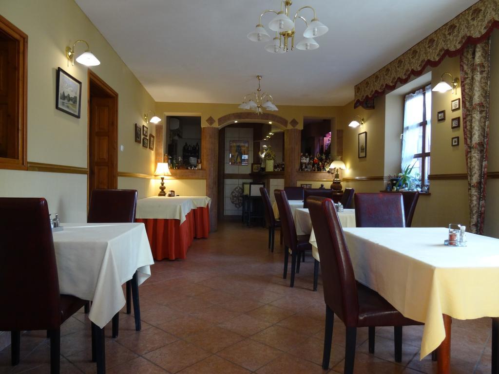 Fortuna Hotel Miskolc Luaran gambar