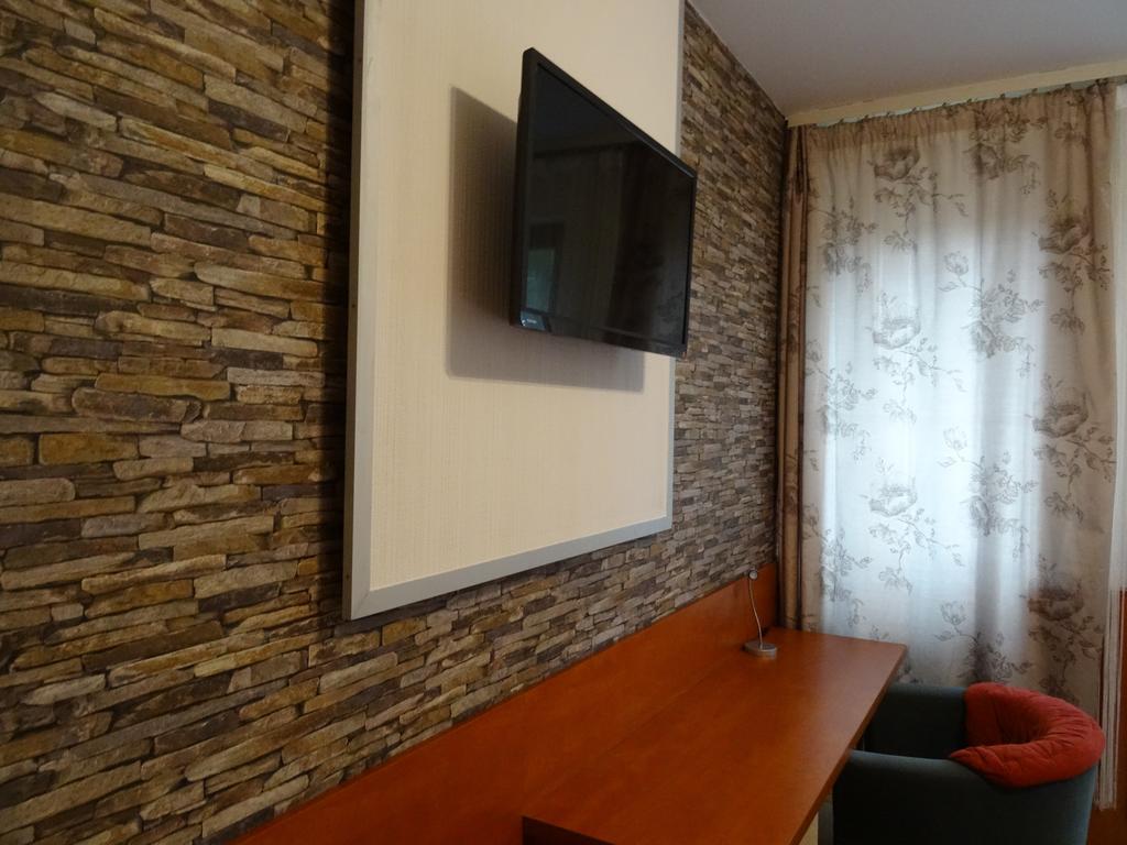 Fortuna Hotel Miskolc Bilik gambar