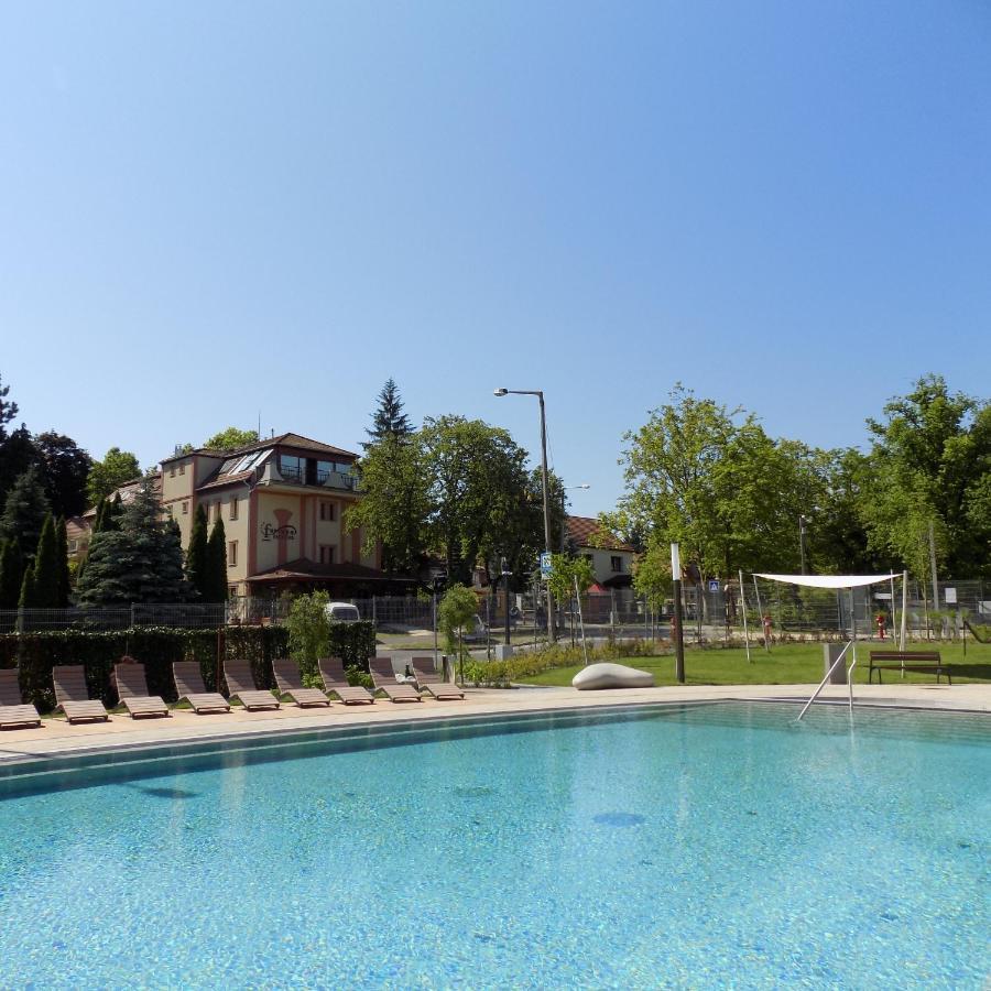 Fortuna Hotel Miskolc Luaran gambar
