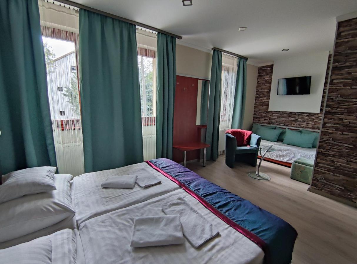 Fortuna Hotel Miskolc Luaran gambar