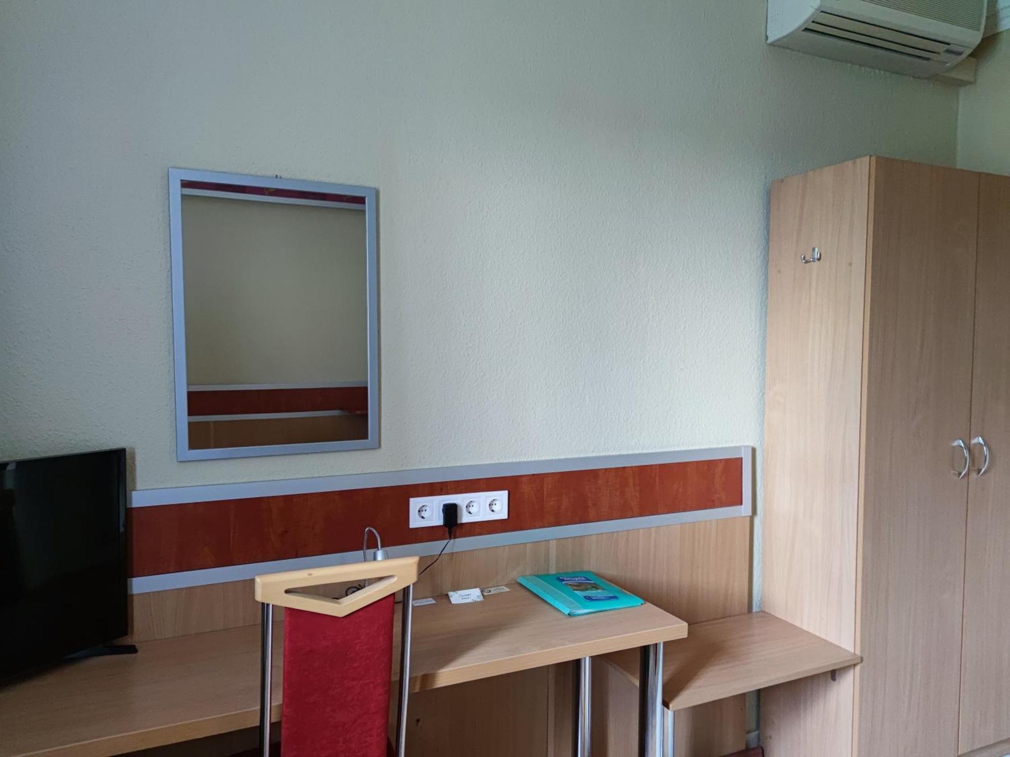 Fortuna Hotel Miskolc Luaran gambar