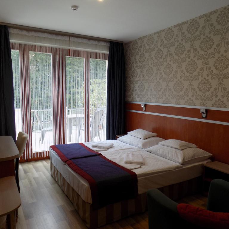 Fortuna Hotel Miskolc Luaran gambar